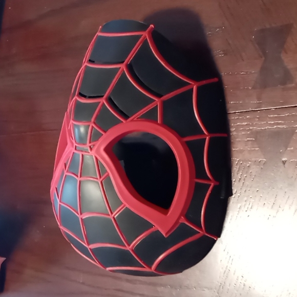 2010 Hasbro Marvel Ultimate Spiderman Web Warriors Black & Red Mask - Picture 2 of 7